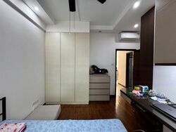 The Edgewater (D17), Condominium #466008741